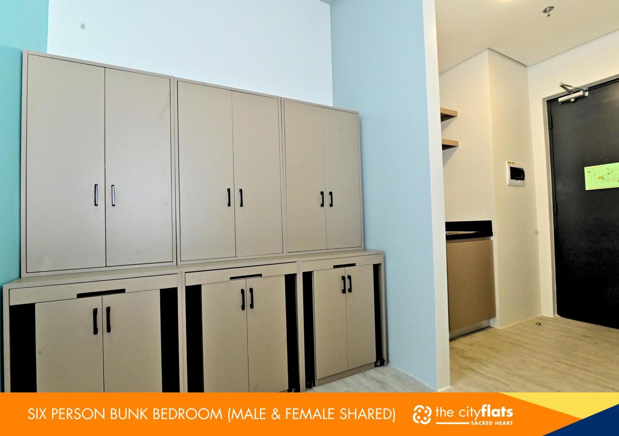 The City Flats Sacred Heart Makati City Room photo